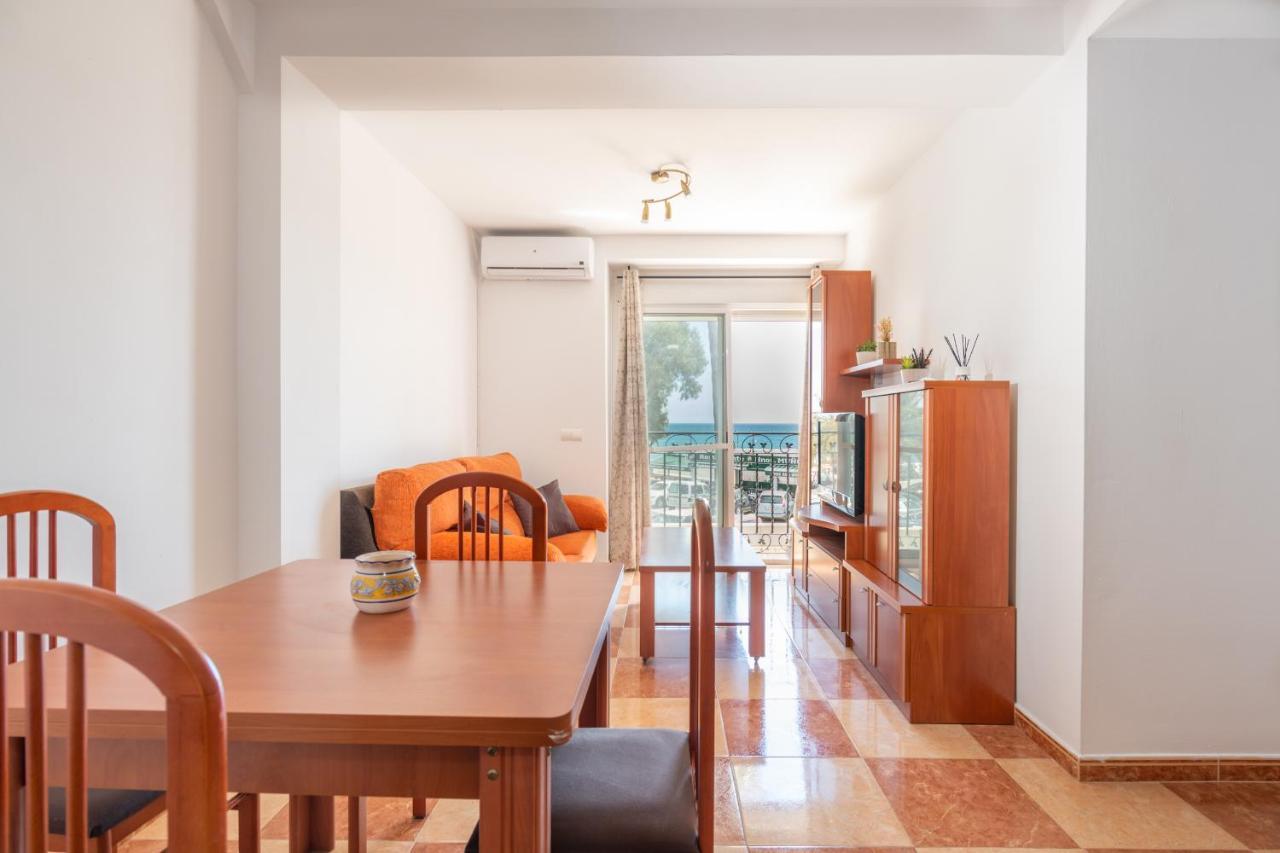Renthas Pedregalejo Beach Apartments Málaga Esterno foto