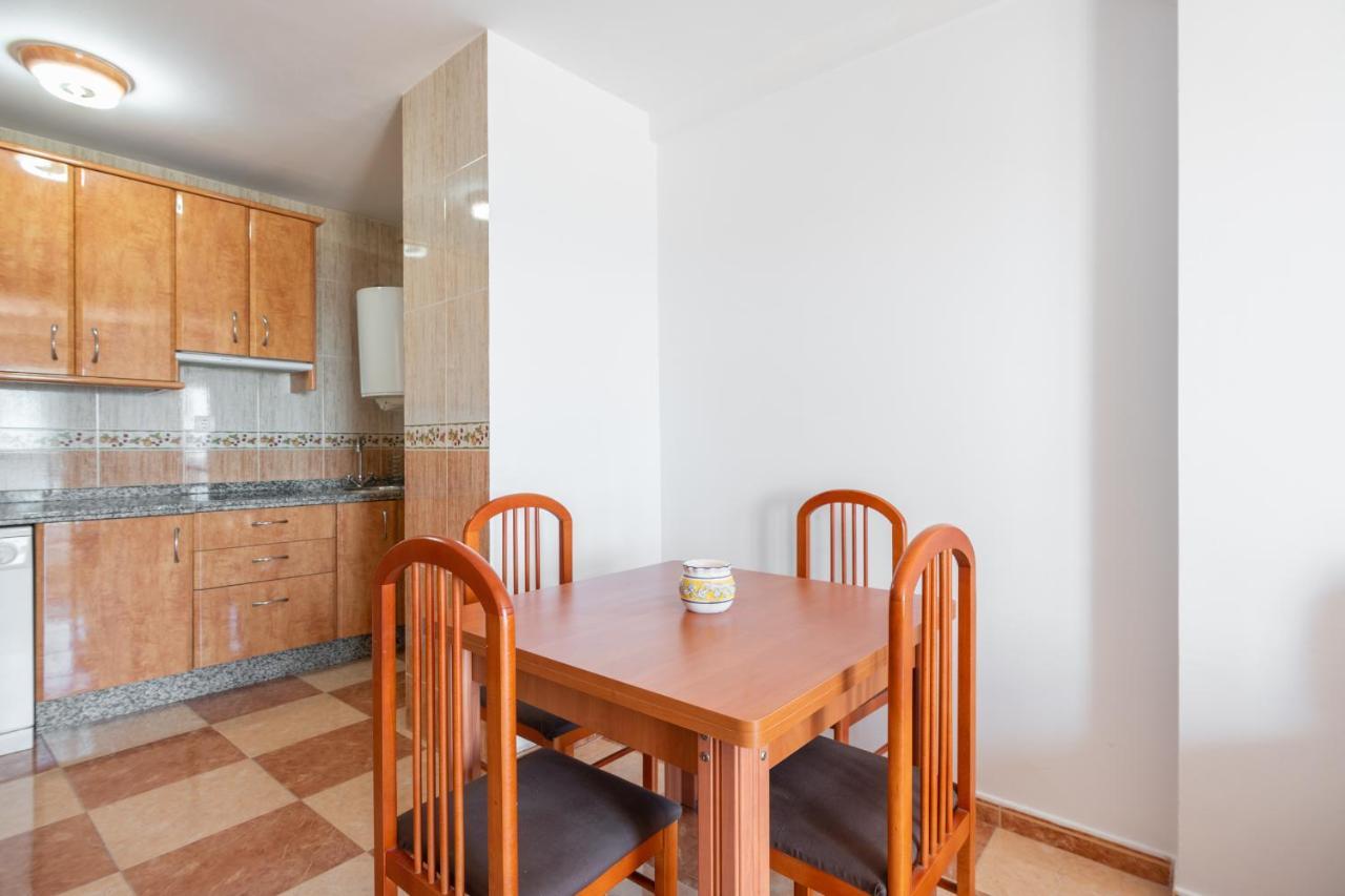 Renthas Pedregalejo Beach Apartments Málaga Esterno foto