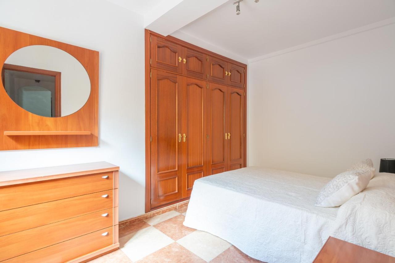 Renthas Pedregalejo Beach Apartments Málaga Esterno foto