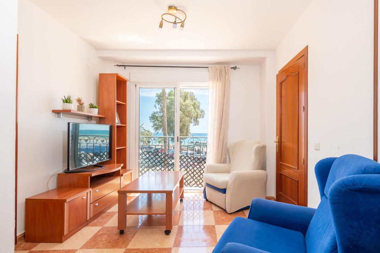 Renthas Pedregalejo Beach Apartments Málaga Esterno foto