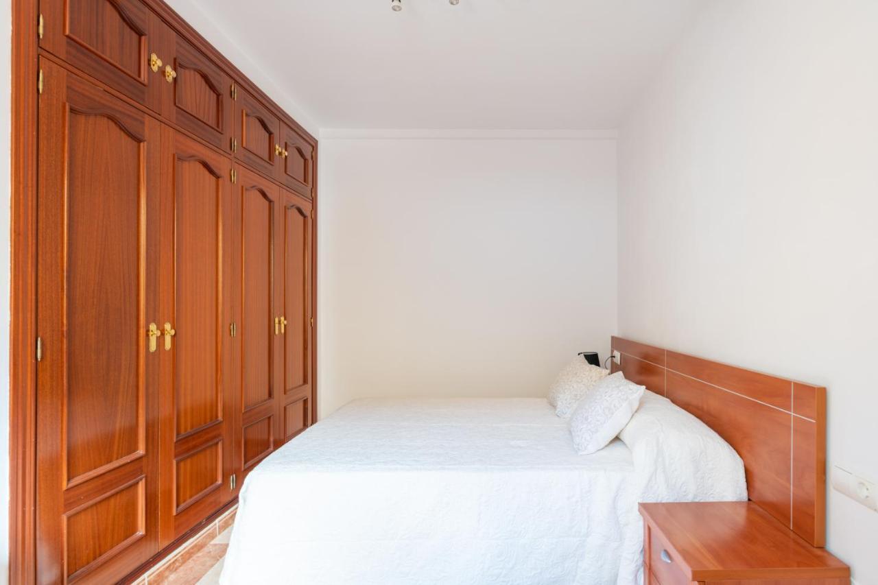 Renthas Pedregalejo Beach Apartments Málaga Esterno foto